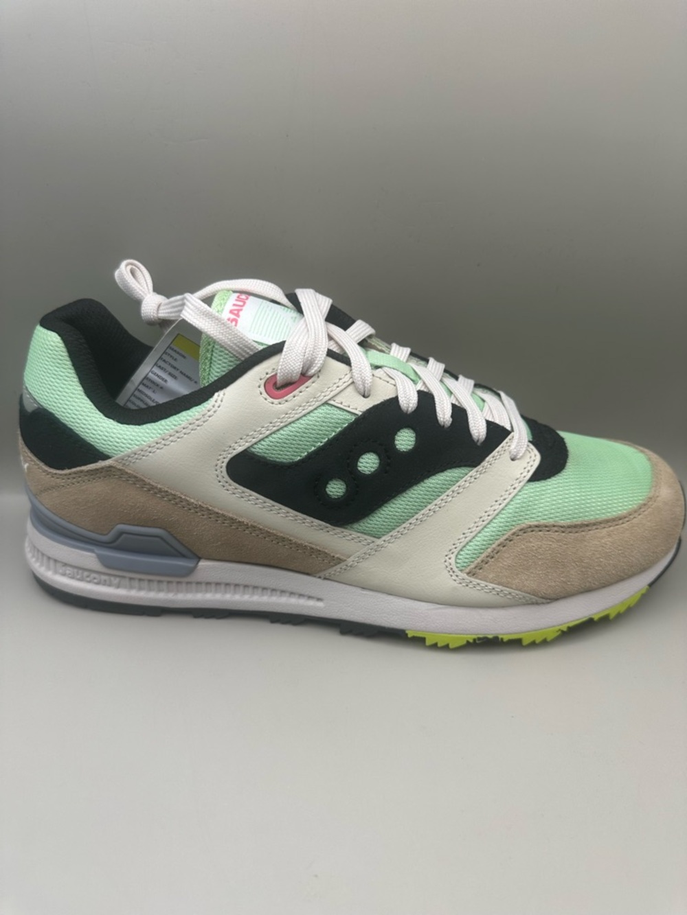 **NEW** Saucony “Courageous” Sz 9m Men's Mint Beige Black Retro Runner - Picture 6 of 10